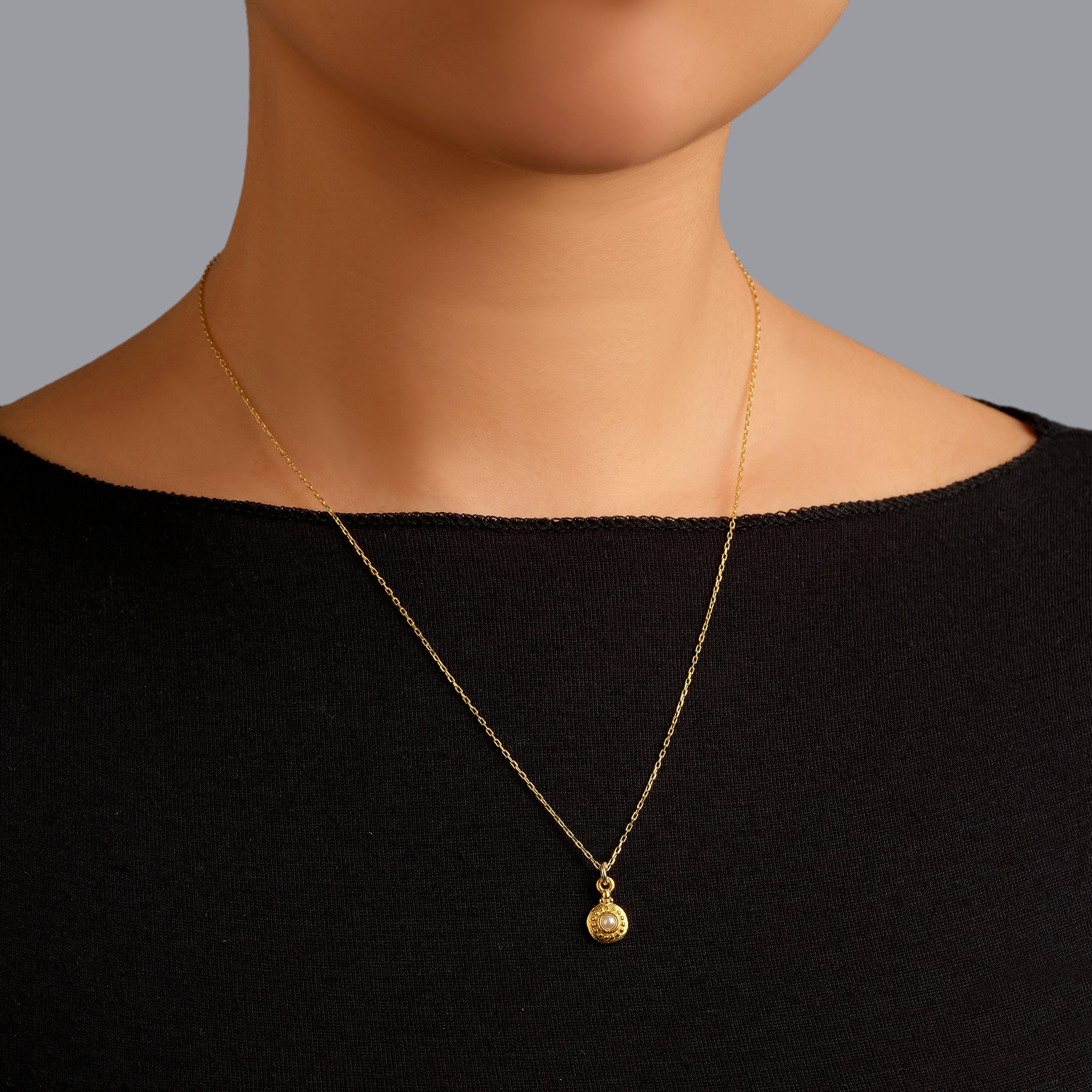 Aureline Regal Pearl Jewelry Set (Necklace + Earrings + Ring)