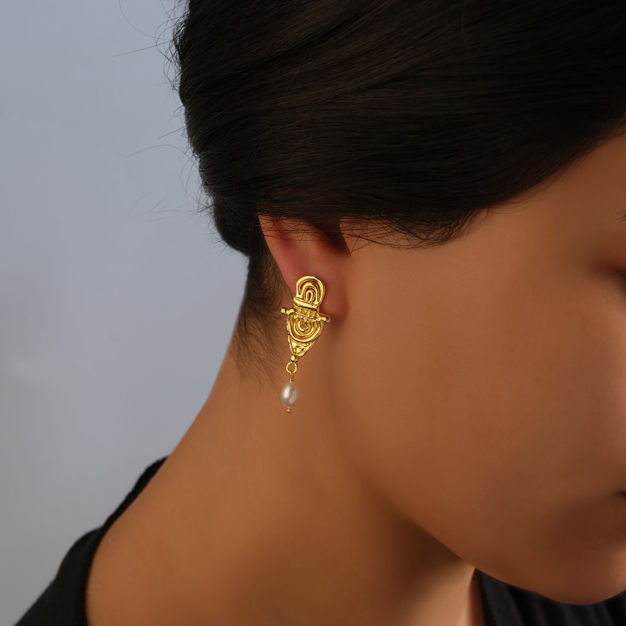 Heliora Sculpted Pearl Drop Earrings