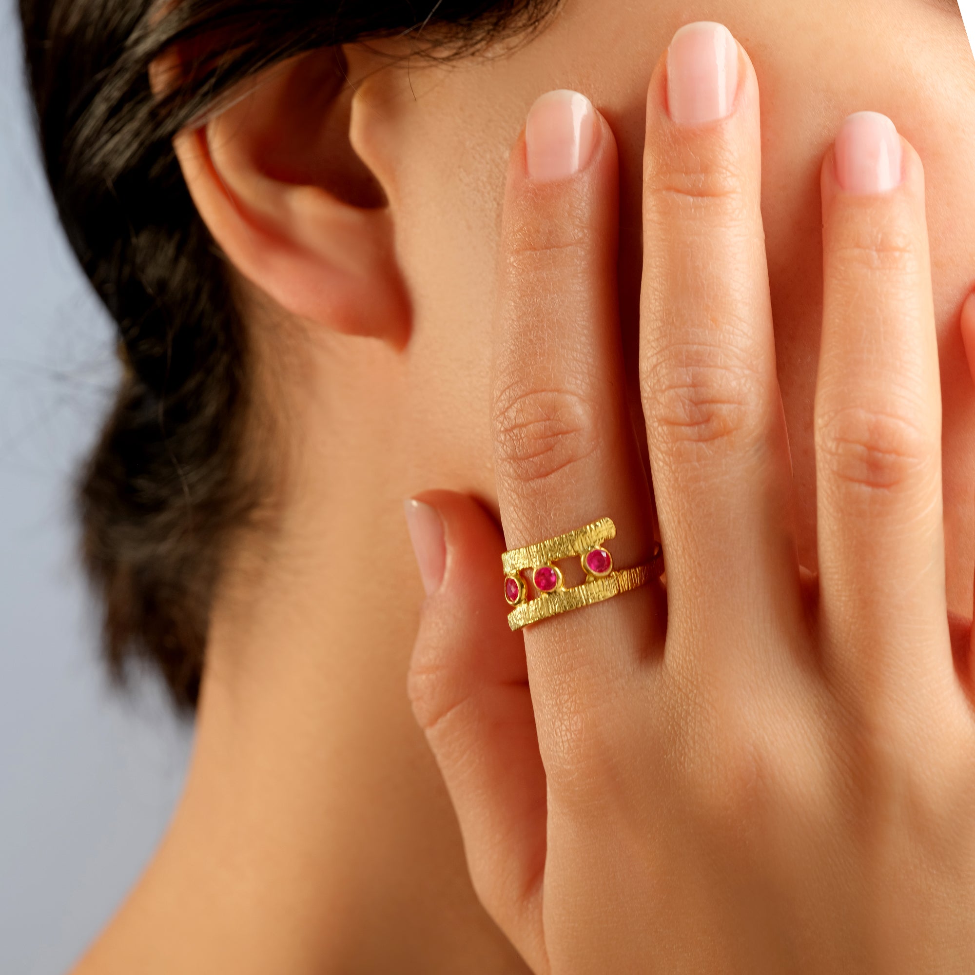 Rivara Triple Red Gem Ring